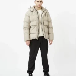 MinimumFictor Outerwear - Seneca Rock