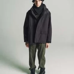 GR10KDark Soil Grey Gore-Tex 2L WR Bembecula Iberdrola Jacket - Black