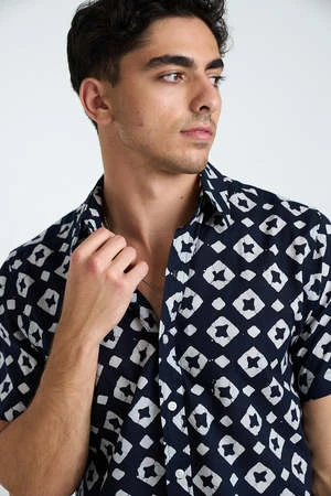DUSHYANT.Hand Block Printed The Aby Short Sleeve Shirt - Black/White Diamond Batik Print - Image 2