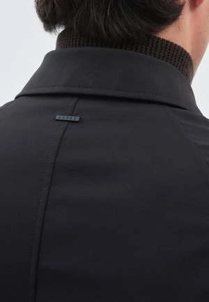 Norse ProjectsVargo Solotex Twill Raglan Trench Coat - Black - Image 6